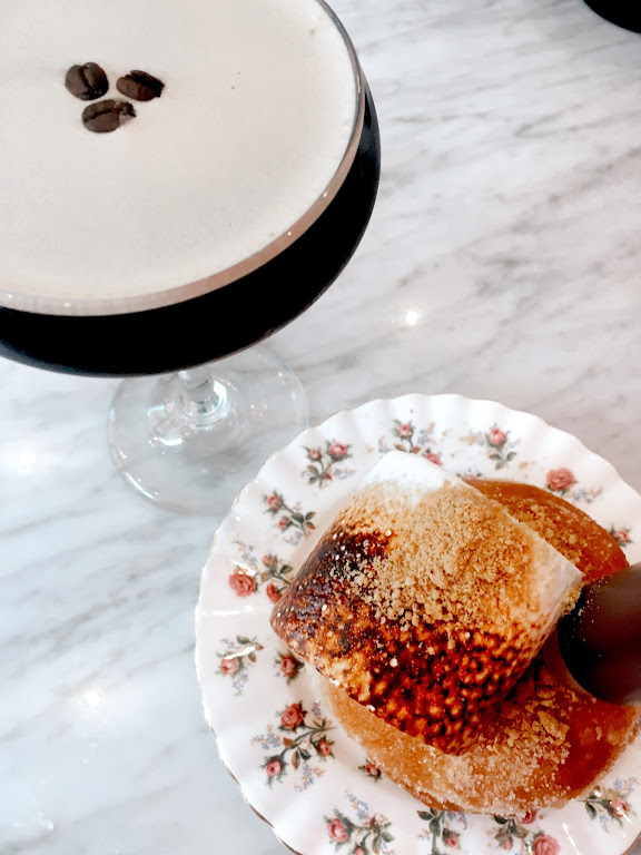 Dublin Cafe: Cafe Bombo, Bombolini, and cocktail on draught 
