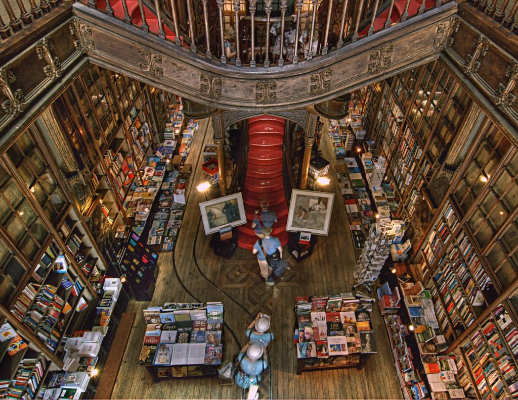 Grand, old book store which inspired the Hogwarts Library from the Harry Potter Series. The library is located in Porto Portugal. 